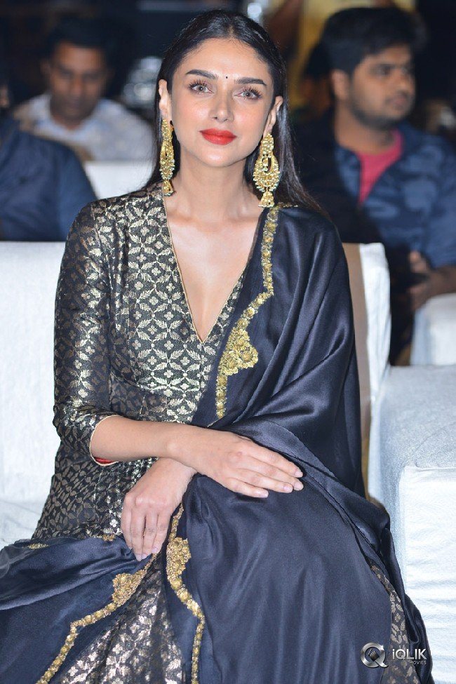 Aditi-Rao-Hydari-at-Antariksham-Pre-Release-Event
